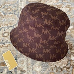 Michael Kors Logo Bucket Hat